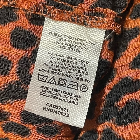 Ann Taylor Loft Petite Leopard Print Smocked Neck Blouse Sz Extra Small Petite - Picture 12 of 16